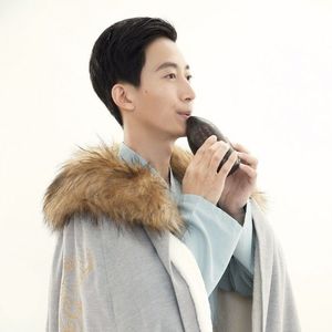 猛攻和小受做爱视频
